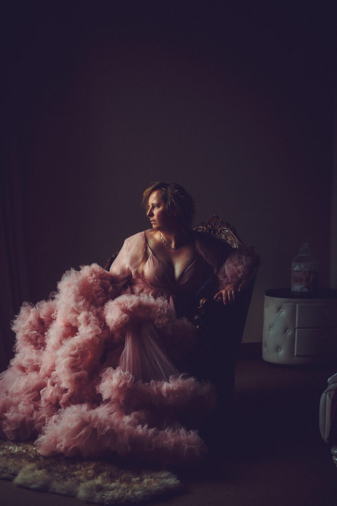 pompeuze jurk voor fabulous 40 verjaardagsshoot